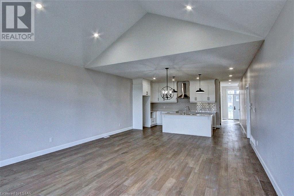 Listing 40417897 - Large Photo # 5