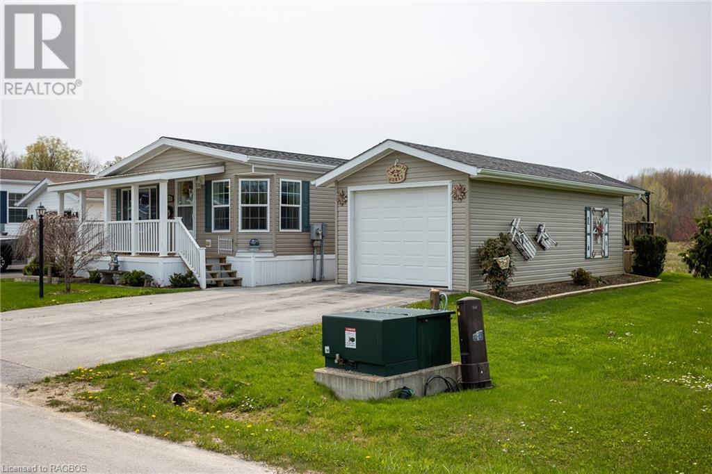 142 ROSEWOOD Drive