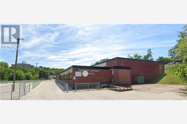 45 RANDALL Avenue, Stoney Creek