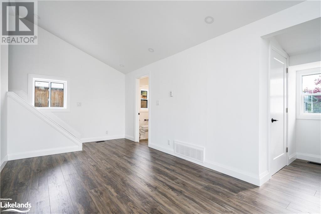 Listing 40418353 - Large Photo # 7