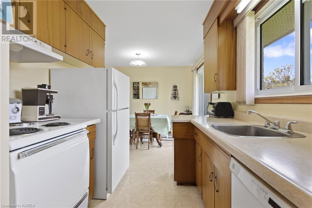 Listing 40418502 - Large Photo # 16