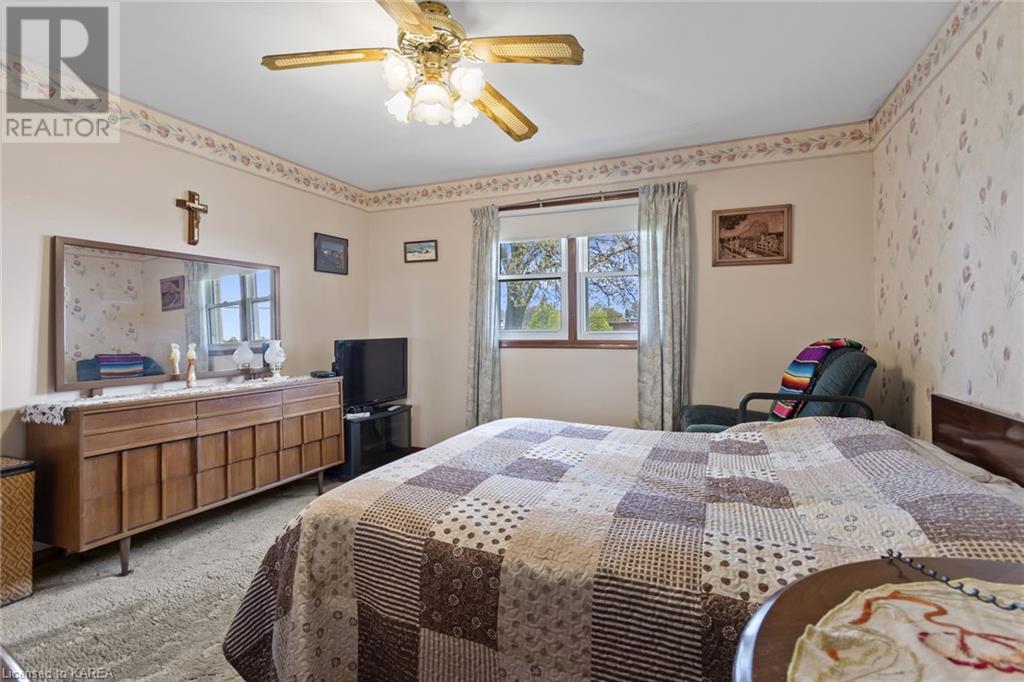 Listing 40418502 - Large Photo # 18