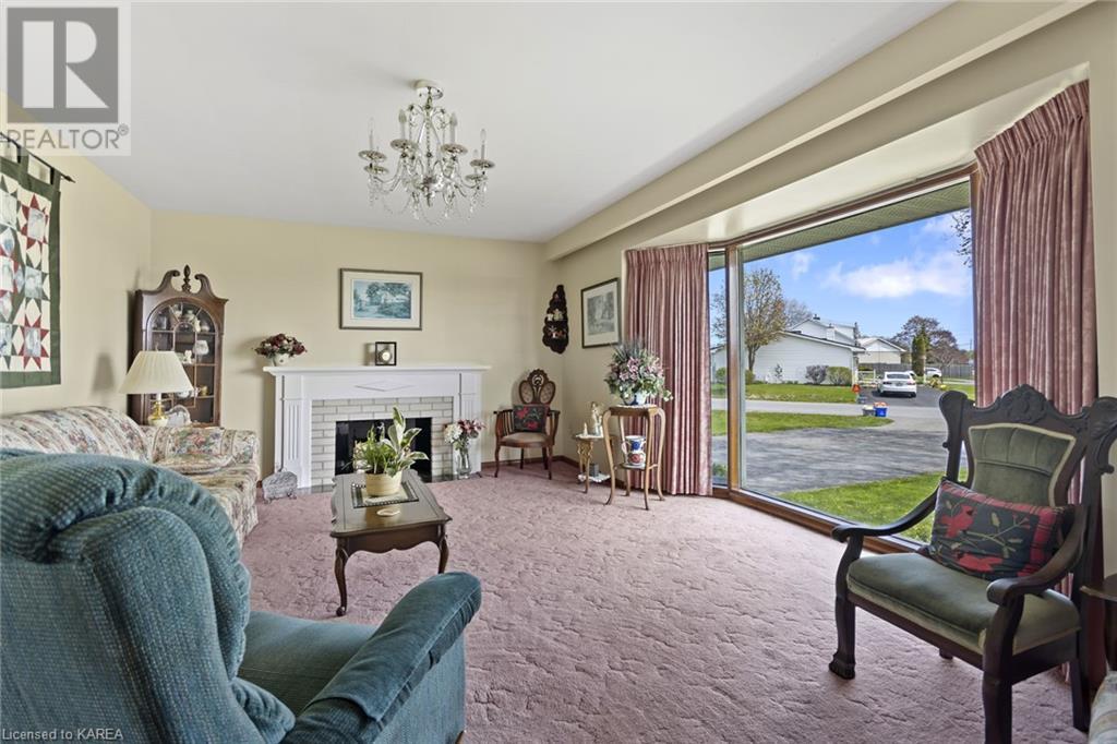 Listing 40418502 - Large Photo # 7