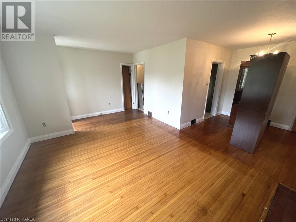 Listing 40418586 - Large Photo # 9
