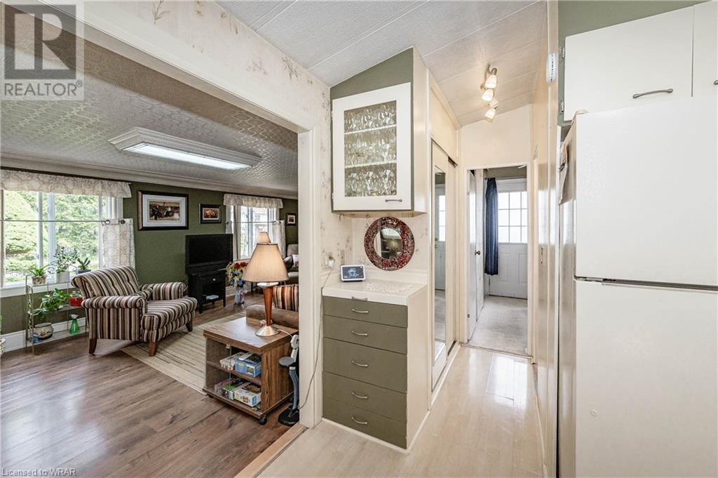 Listing 40418588 - Large Photo # 24