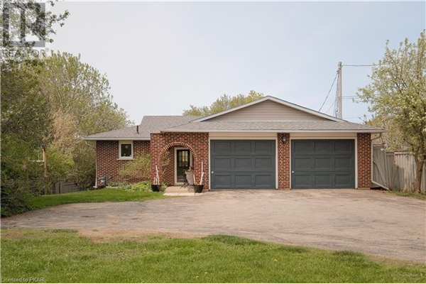 699 RIVER Road, Peterborough