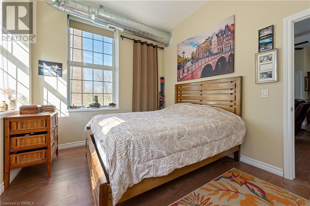 Listing 40418691 - Large Photo # 7