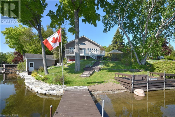 2511 SELWYN BAY LANE, Lakefield