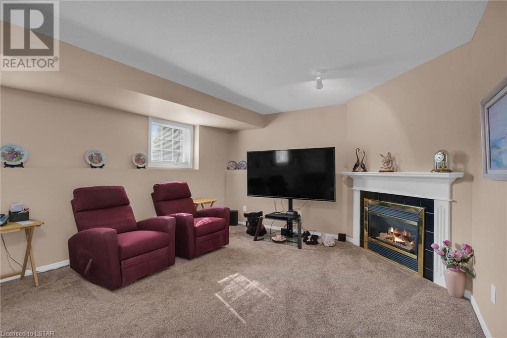 Listing 40419035 - Large Photo # 24
