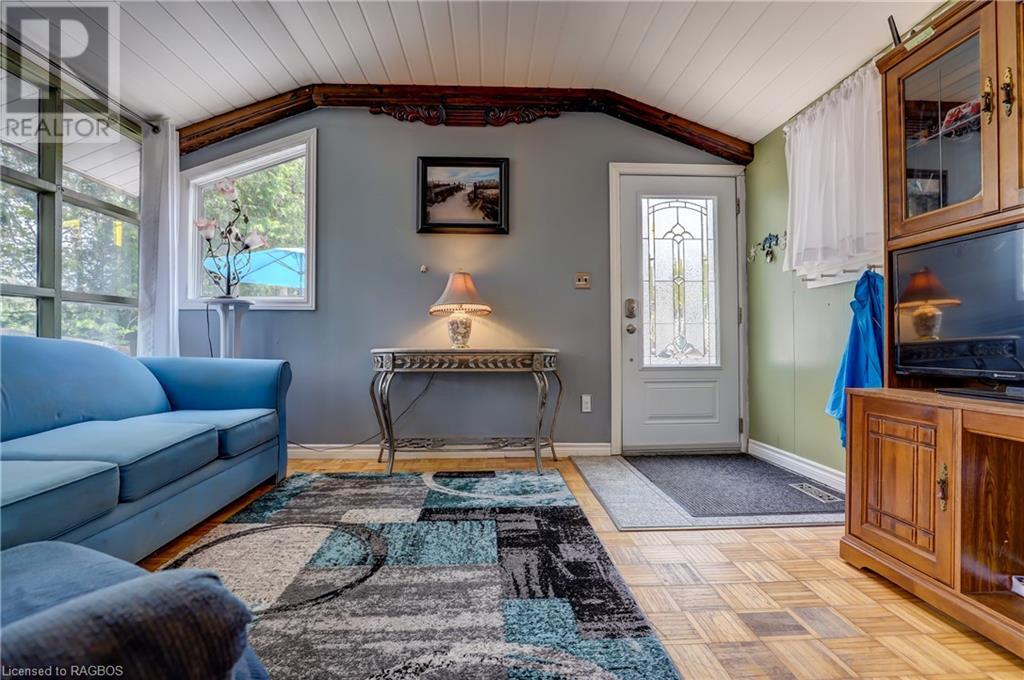 41 JEWEL BRIDGE Road, Sauble Beach