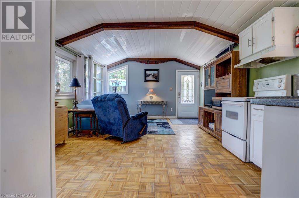 41 JEWEL BRIDGE Road, Sauble Beach