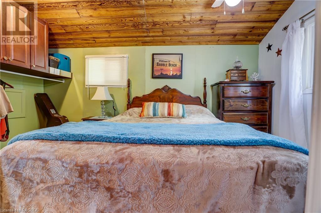 41 JEWEL BRIDGE Road, Sauble Beach