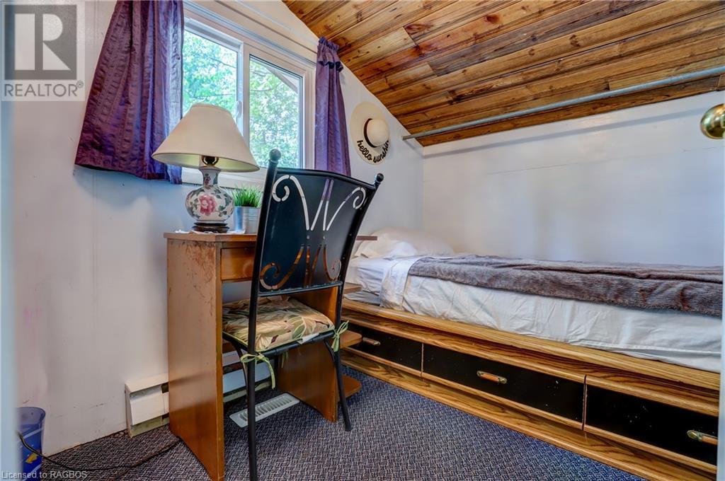 41 JEWEL BRIDGE Road, Sauble Beach