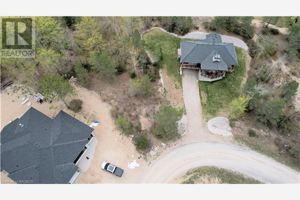 56 CAMPBELL Crescent, Sauble Beach