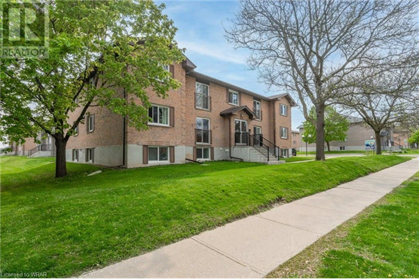 339 NORTHLAKE Drive Unit# 4, Waterloo
