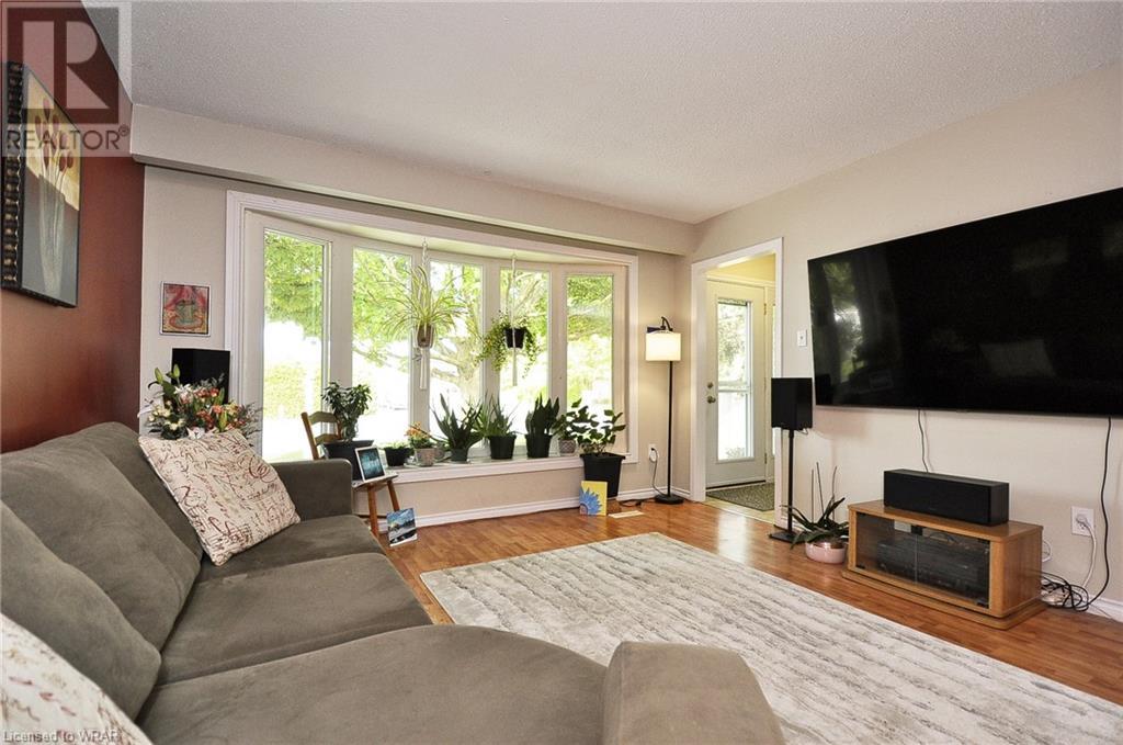 Listing 40420049 - Large Photo # 7