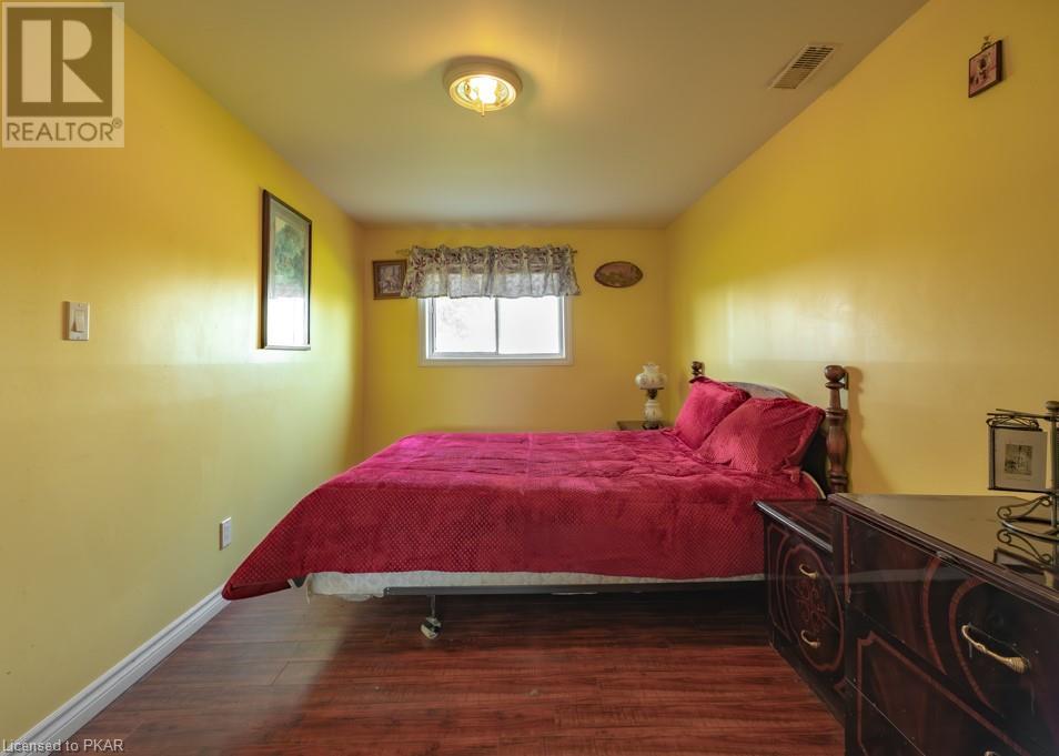 Listing 40420200 - Large Photo # 31