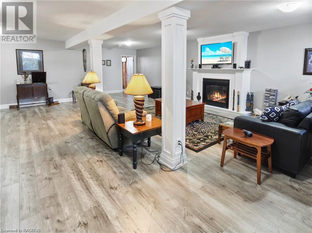 Listing 40420573 - Large Photo # 37