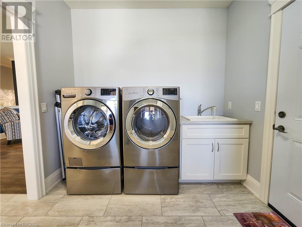 Listing 40420573 - Large Photo # 34