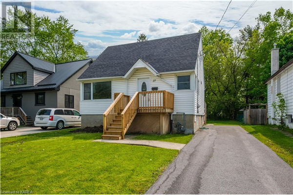 27 HILLENDALE Avenue, Kingston