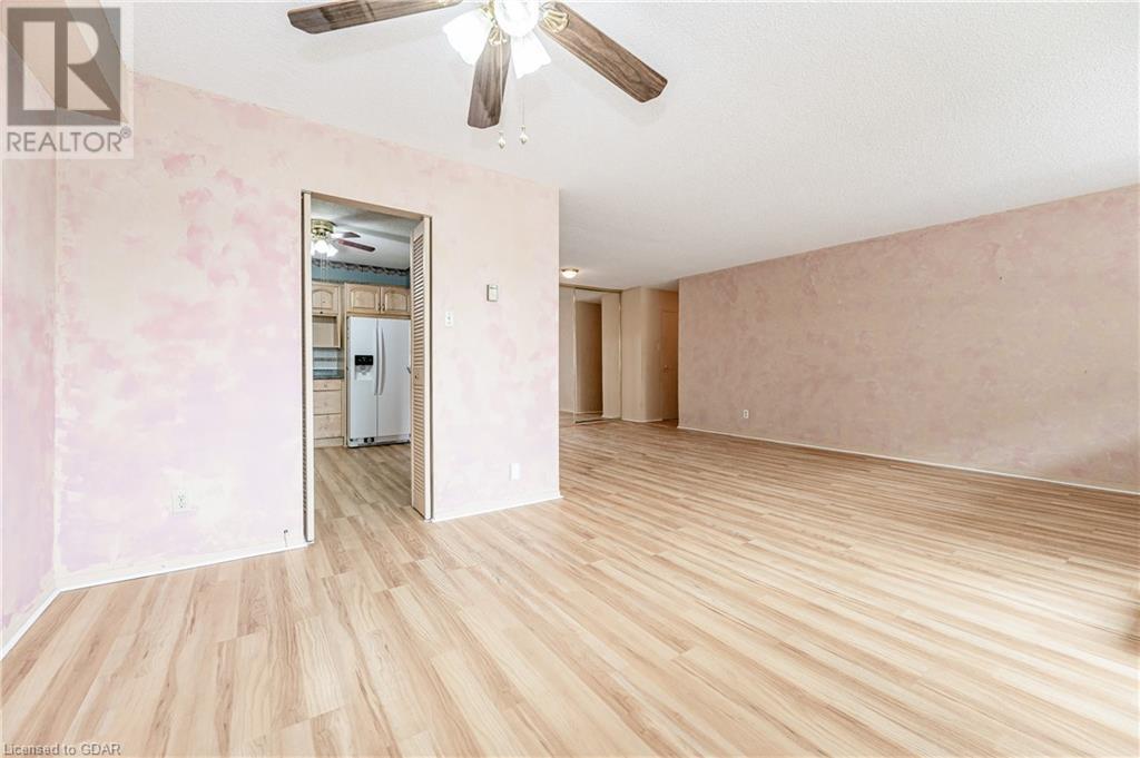 Listing 40421241 - Large Photo # 15