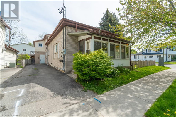 76 OAK Street, Brantford