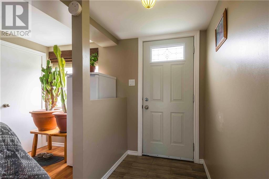 Listing 40421555 - Large Photo # 3