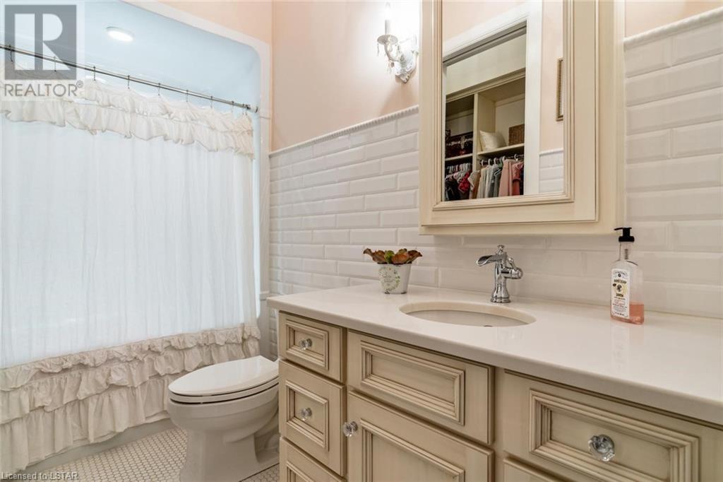 Listing 40421581 - Large Photo # 30
