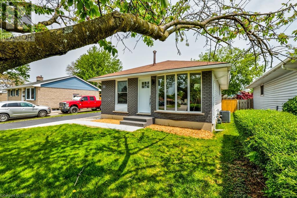 Listing 40421583 - Large Photo # 1