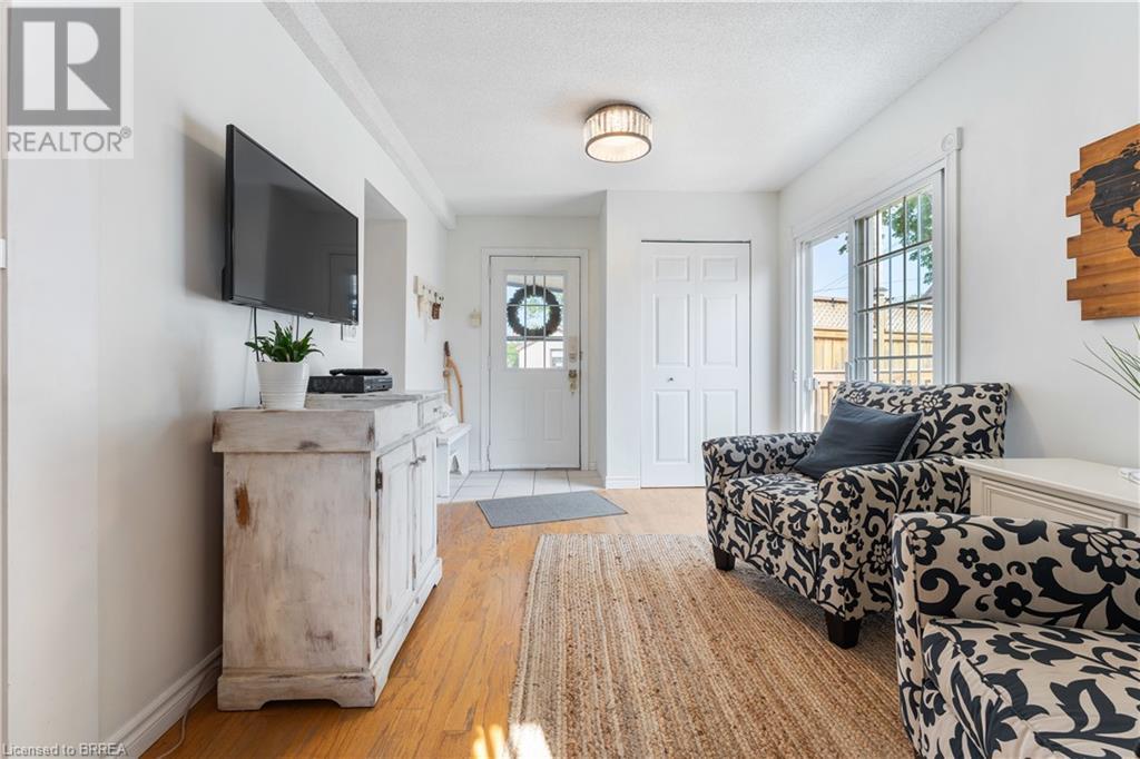 Listing 40421617 - Large Photo # 16