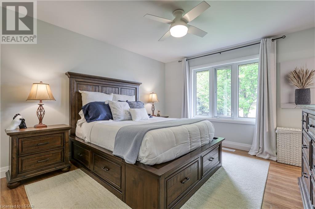 Listing 40421667 - Large Photo # 18