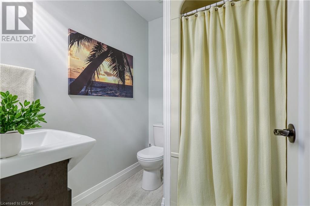 Listing 40421667 - Large Photo # 24