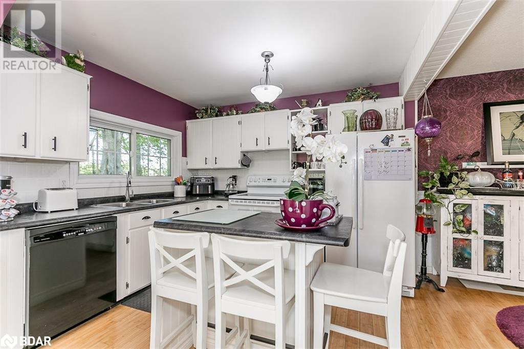 Listing 40421699 - Large Photo # 10