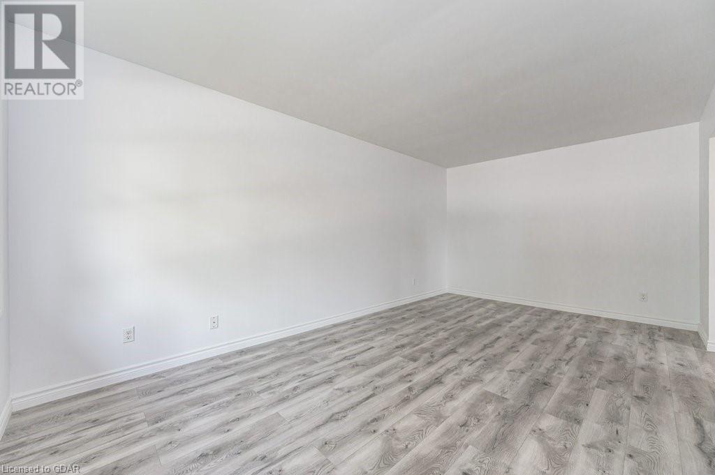 Listing 40421743 - Large Photo # 12
