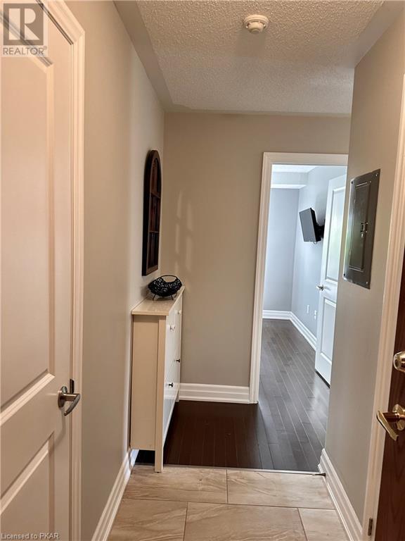 Listing 40421836 - Large Photo # 3