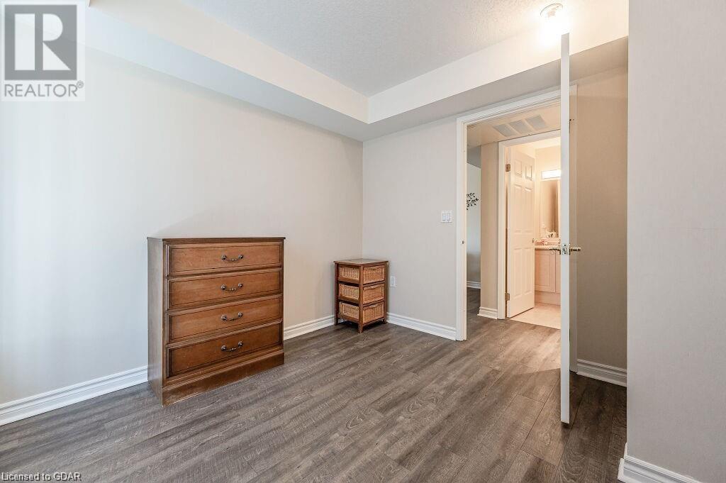 Listing 40422053 - Large Photo # 18