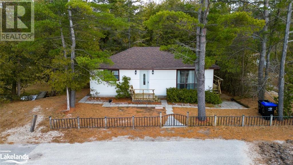 Listing 40422123 - Large Photo # 1