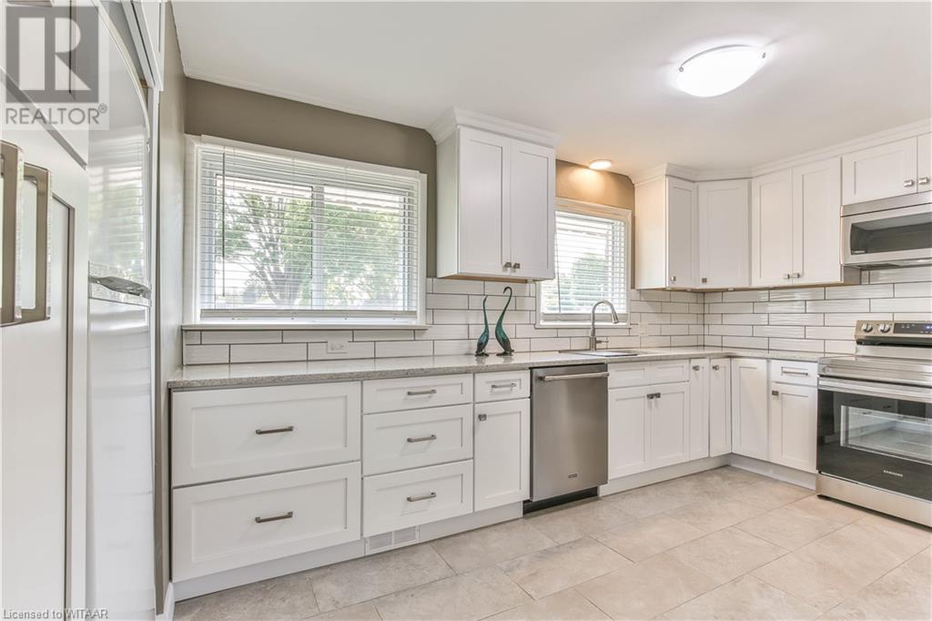 Listing 40422125 - Large Photo # 11