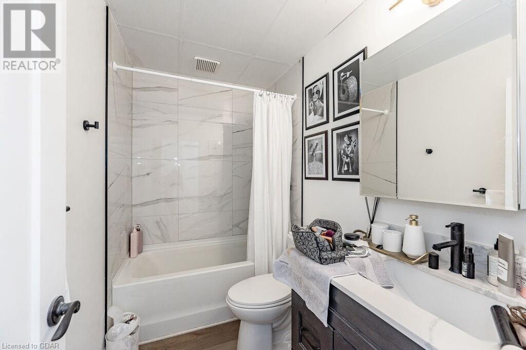 Listing 40422160 - Large Photo # 37