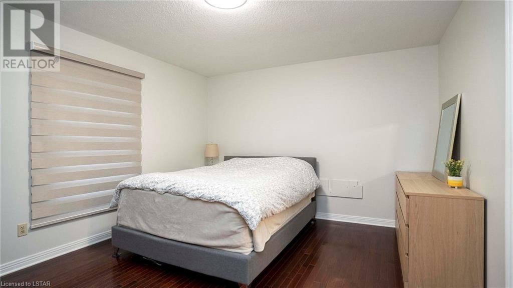 Listing 40422177 - Large Photo # 14