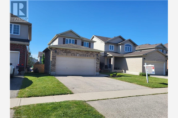 903 FRONTENAC Crescent, Woodstock