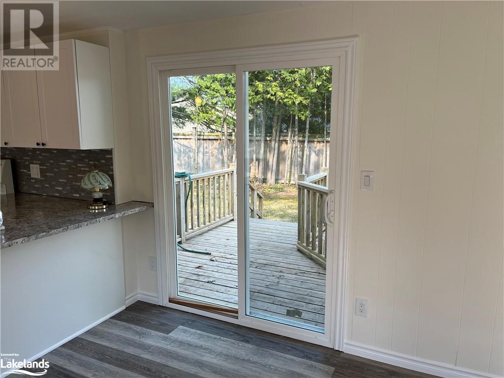 Listing 40422263 - Large Photo # 10