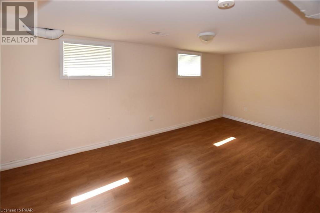 Listing 40422483 - Large Photo # 12