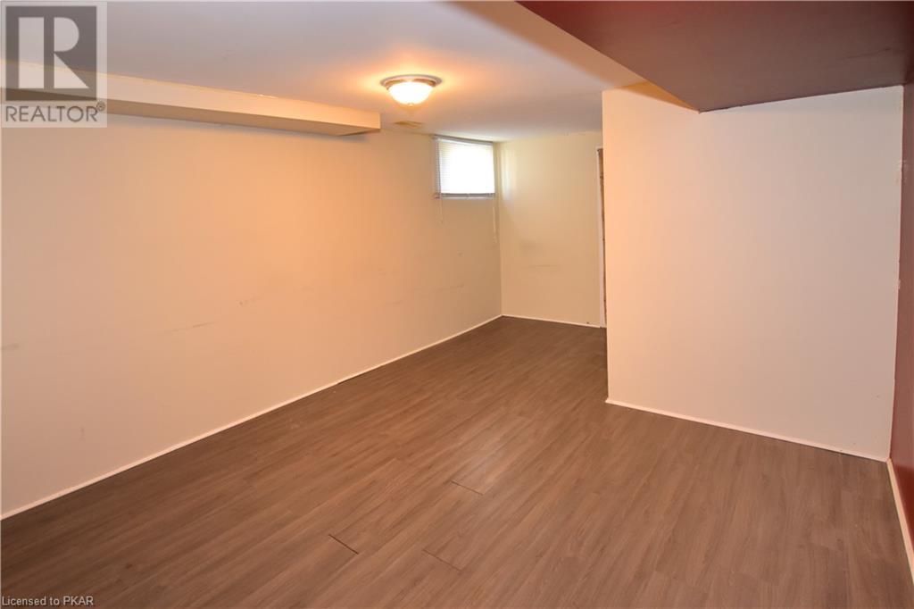 Listing 40422483 - Large Photo # 17