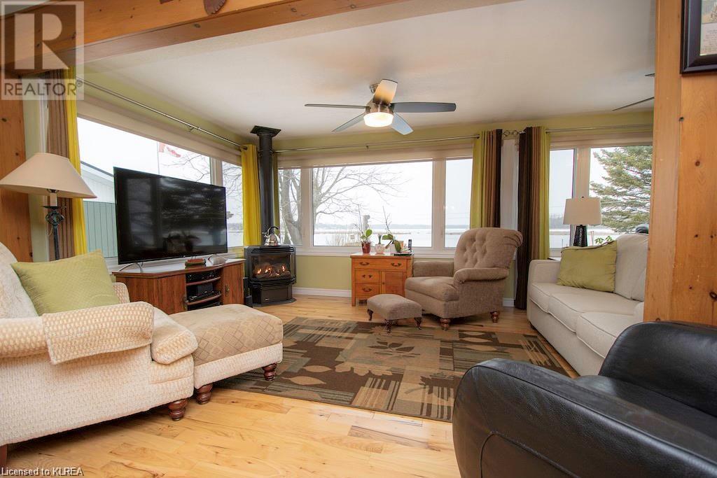 Listing 40422571 - Large Photo # 19