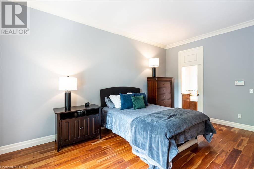 Listing 40423198 - Large Photo # 18