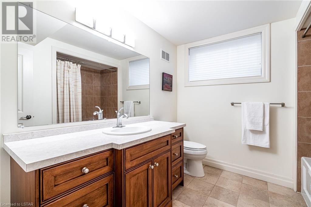 Listing 40423198 - Large Photo # 33