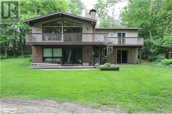 40 PINEGROVE Court, Wasaga Beach
