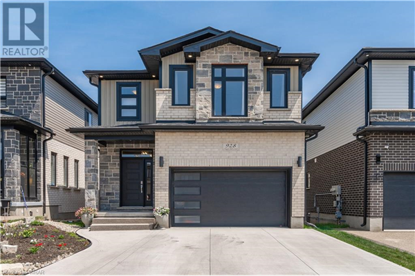 928 CHAPEL HILL Court, Kitchener
