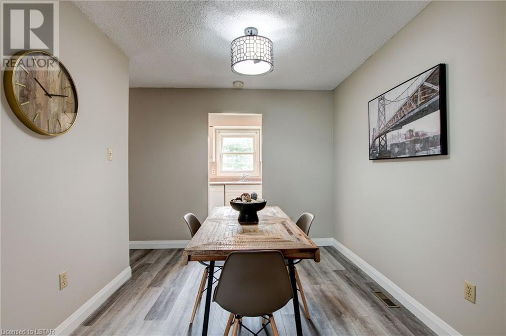Listing 40424106 - Large Photo # 11
